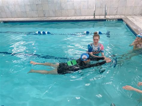 Adult Swimming Lessons in Sugar Land, TX | Adult Swim Class in Sugar