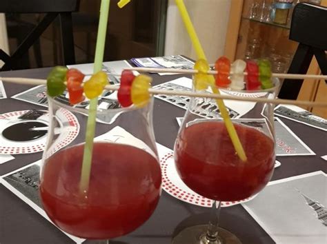 Thermomix® tm5® (for kids) bananen milchshake/thermomix for kids / bimby. Gummibärchen Bowle für Kinder von JessiSt. Ein Thermomix ...