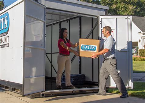 Moving Made Easy With Units Portable Containers Units Moving And