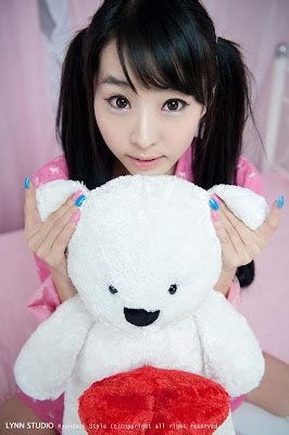 Seo You Jin An White Bear Sweet Girl Picture