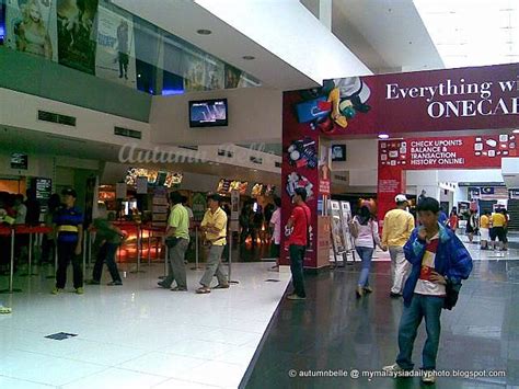What movies are showing at gsc 1 utama petaling jaya? My Malaysia Daily Photo: A Modern Cineplex