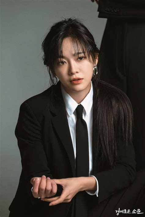 Korean Celebrities Korean Actors Women In Tie Kim Sejeong Korean