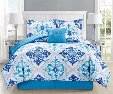 Indeed, it is a color associated with men, as many dark colors are. 5 Piece Regal Navy/Blue/White Comforter Set King