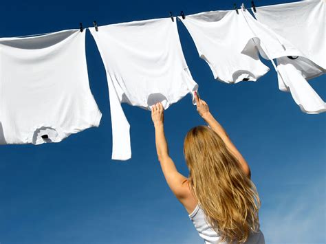 Alternatives To Whitening Laundry With Harsh Chlorine Bleach Greenopedia