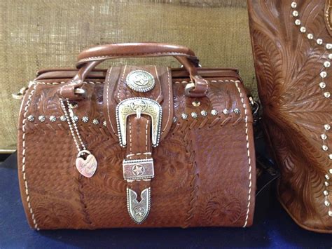 40% Off American West Leather Purses :: New Braunfels Feed & Supply