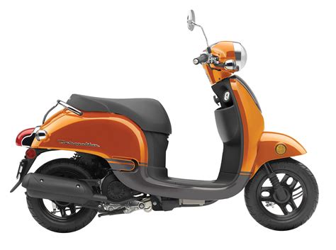 Save £500 on selected 500cc models. 2014 Honda Giorno Review