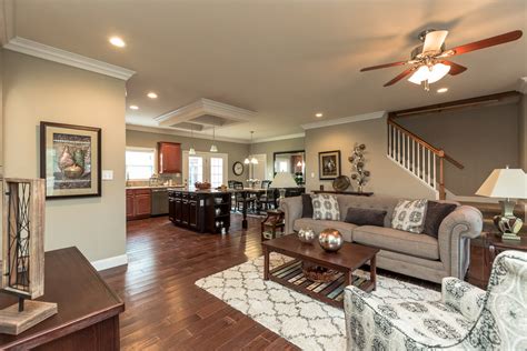 We did not find results for: View The Greenbrier I floor plan for a 1978 Sq Ft Palm ...