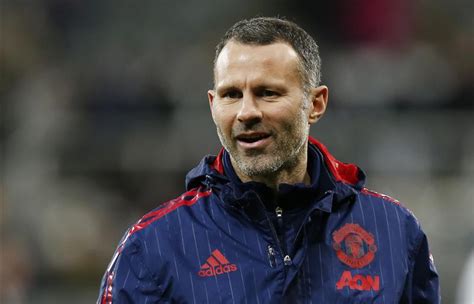 Man Uniteds Ryan Giggs I Wanted To Be The Best Player And Now I Want