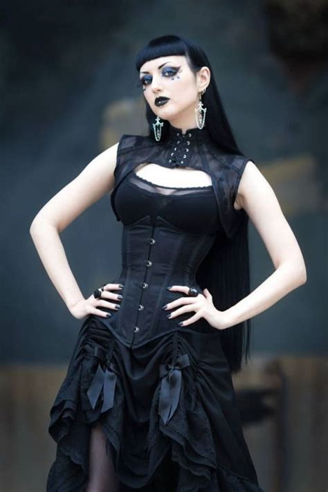 Pin By Jim Mcbriarty On Female Art Gothic Dress Fashion Outfits
