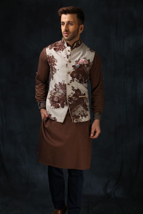 Indian Wedding Outfits For The Bride’s Groom’s Brother
