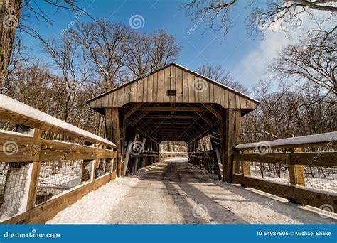 Snowy Covered Bridge Trail Stock Photo Image Of Scene 64987506