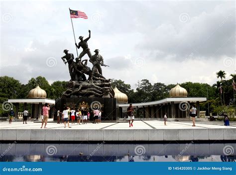 Monumento Nacional O Tugu Negara En Kuala Lumpur Malasia Imagen