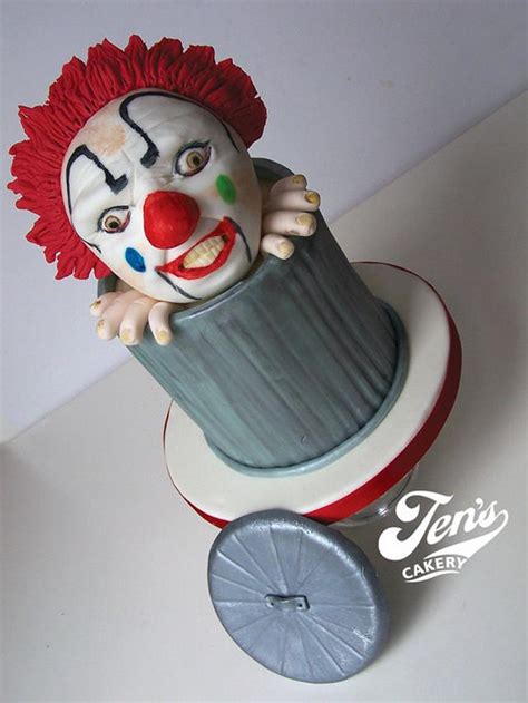 Cyril The Evil Clown Decorated Cake By Jens Cakery Cakesdecor