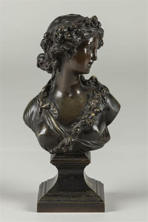 19th Century French Bronze Sculpture Of A Female 621049