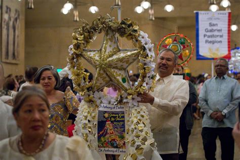 Photos Filipinos Celebrate Simbang Gabi At Cathedral Of Our Lady Of
