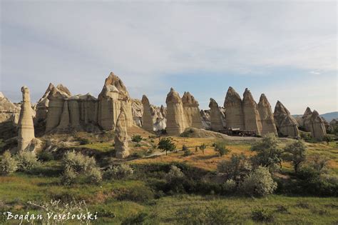 15 Goreme Love Valley I Am A Traveler A Smiley One