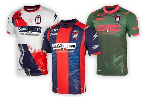 4,419,310 likes · 433,903 talking about this. FC Crotone voetbalshirts 2020-2021 - Voetbalshirts.com