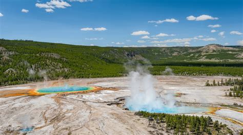 Yellowstone National Park Travel Guide Best Of Yellowstone National
