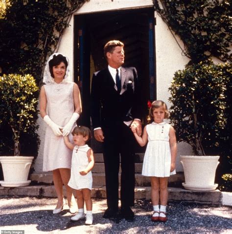 Jackie Kennedy Was Warned About Jfks Cheating Before Their Marriage