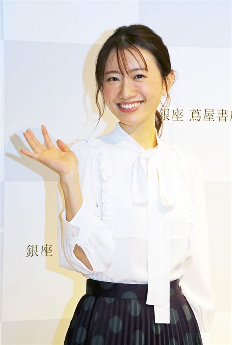 日本語 の 授業 が いつ あります か。 教室 に あります。 "怪演女優"松本まりか、写真集イベントで突然号泣 ...
