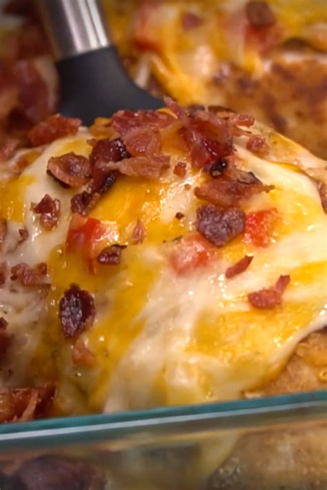 Photos of smothered bacon chicken. Four Chs Bacon Stuffd Smothered Chicken Casserole This ...