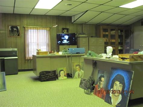 Recording Studio of Elvis at Graceland,Memphis TN | Elvis presley house ...