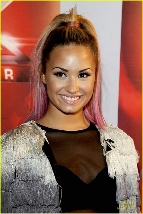 Demi Lovato Pink Streak In San Francisco Photo 477709 Photo