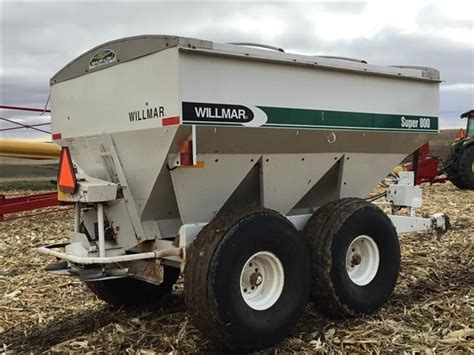 Willmar Super 800 Ta Fertilizer Spreader Bigiron Auctions
