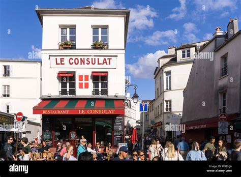 Paris Montmartre Cafe Le Consulat Cafe In The Montmartre Area Of