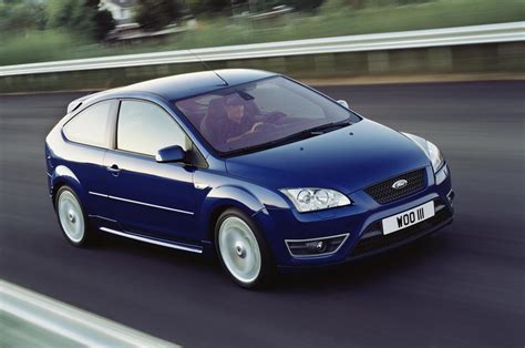 ford focus st picture  car review  top speed