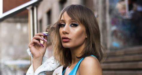 (nascere umani diventare animali) feat. Video: CHADIA RODRIGUEZ - La voce di Chadia - Newsic.it