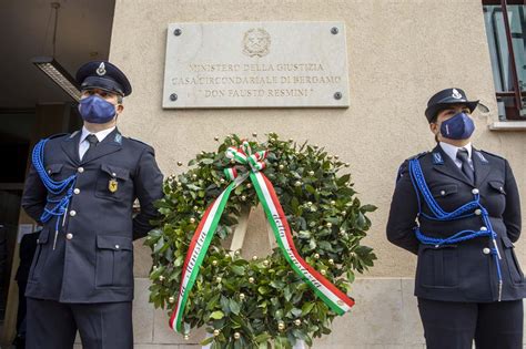 Jun 30, 2021 · intanto oggi c'è stata una riunione straordinaria al ministero della giustizia sulla situazione nelle carceri e proprio la ministra, marta cartabia, ha convocato il capo del dipartimento dell. La ministra Cartabia a Bergamo commemora Don Fausto ...