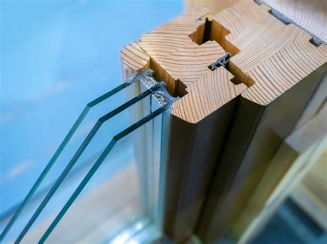 Choisissez les dimensions au millimètre près, le modèle sa durée de vie est généralement comprise entre 25 et 40 ans et ce n'est pas sans raison que la fenêtre en pvc représente aujourd'hui environ. Quelle est la durée de vie des fenêtres thermos ? - IZI by EDF