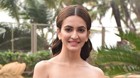 Kriti Kharbanda On Negativity Around Bollywood Of Course It Breaks You