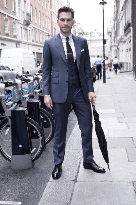 40 Navy Blue Suit Black Shoes Styles For Men Fashionable