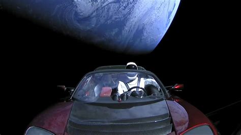 Share the best gifs now >>>. Tesla Roadster van Elon Musk onderweg naar de ruimte ...