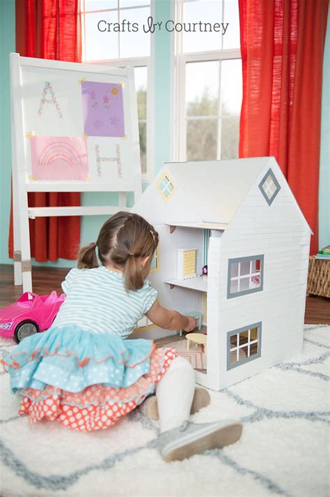 Either way, have fun playing and check out our kid archives for more fun diy's and projects! Cardboard Box Craft - DIY Dollhouse