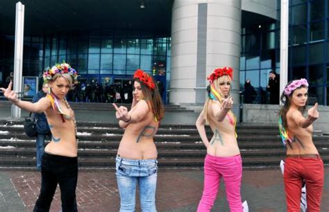 Ukraines Topless Feminists Plan To Go Global Taipei Times