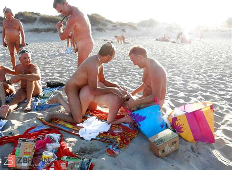 Gang Lovemaking Inexperienced Beach Rec Voyeur G Zb Porn