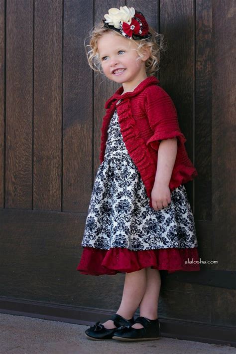 Alalosha Vogue Enfants Must Have Of The Day Meet The New Holiday