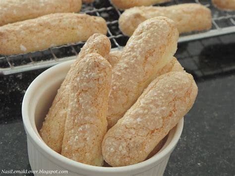 Super easy to make, they have a slight bite eggless (egg free) savoiardi or lady fingers biscuits. Nasi Lemak Lover: Lady fingers / savoiardi biscuits