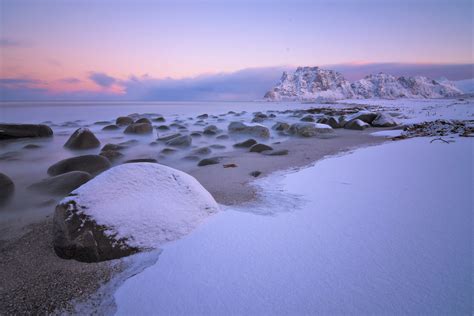 Soft Snow On Uttakleiv Beach 5k Wallpaperhd Nature Wallpapers4k
