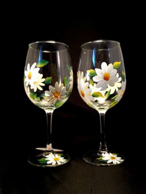 Pin By Vicky On Diy Hand Painted Wine Glasses Wine Glass Designs Hand Painted Wine Glass