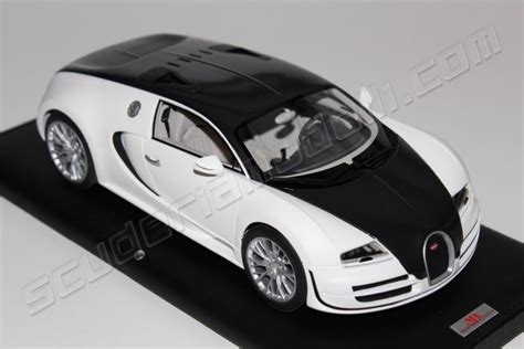 Mr Collection 2010 Bugatti Bugatti Veyron Super Sport Solid White Matt