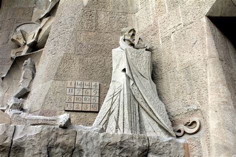 無料画像 屋外 シティ 記念碑 ヨーロッパ 像 春 宗教 バルセロナ クリエイティブコモンズ アート スペイン エス