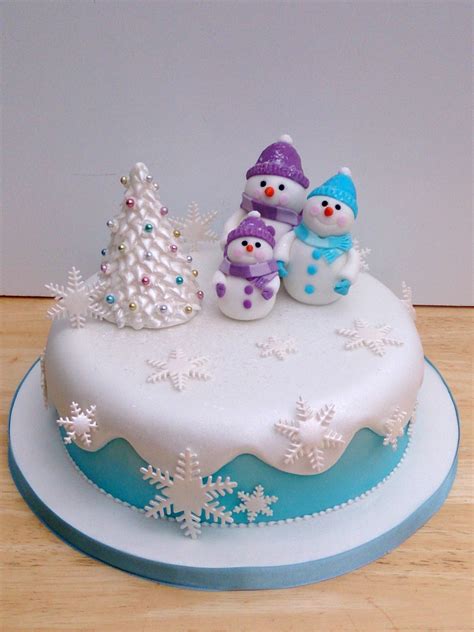 Here are my predictions of birthday cake trends of 2020: Snow Man and Family Novelty Christmas Cake « Susie's Cakes