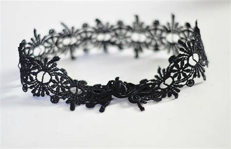 We did not find results for: DIY Lace Choker ~ Fall Fashion Trends // Victorian Details ...