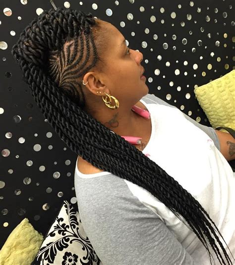 Twists mohawk with side cornrows