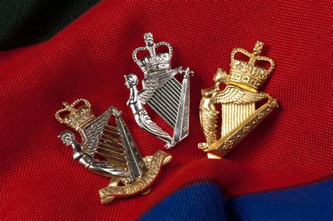 Cap Badge Of The Royal Irish Regiment Royal Irish Virtual Military