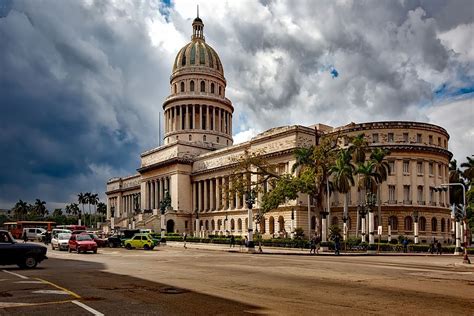 Tours Sur Larchitecture à Cuba Le Pays De La Révolution